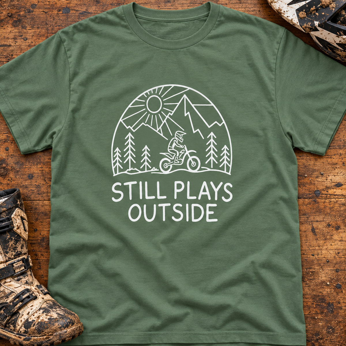 Still Plays Outside - Men's T-shirt