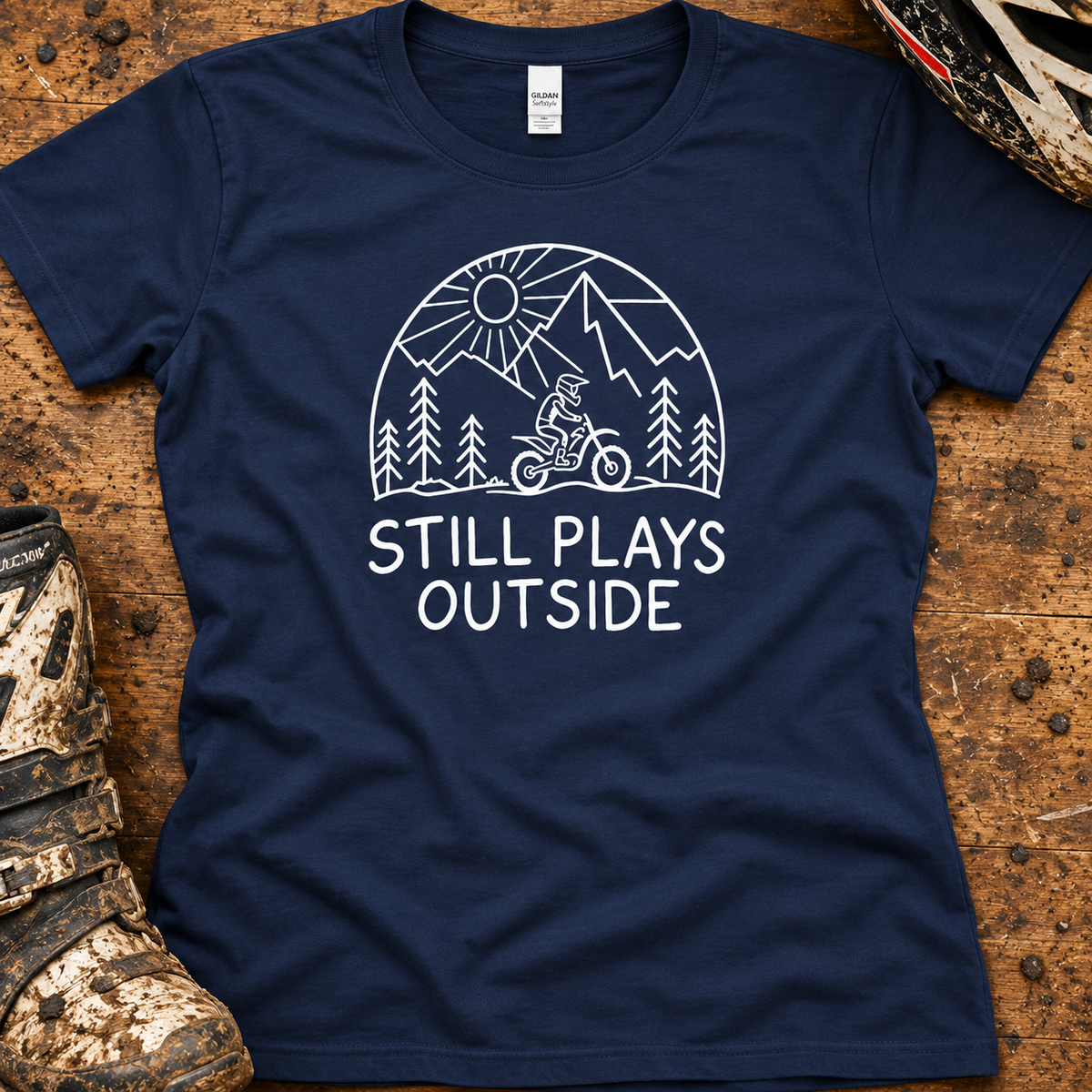 Still Plays Outside - Women's T-shirt